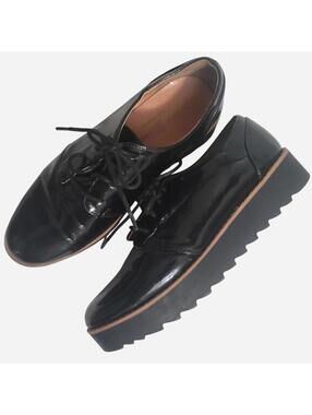 Chinese Laundry Black Patent Lace Up Platform Oxfords Size 8